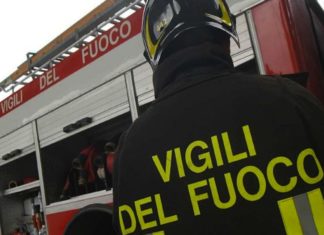 Chiesa di San Paolo, 24enne sale sul tetto e tenta il suicidio. Salvato dalla Polizia