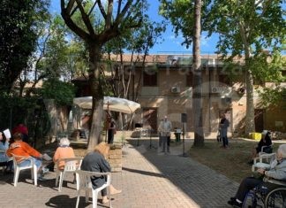 Fusignani si complimenta per il concerto della Cherubini nella residenza per anziani Garibaldi Zarabbini