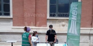 Piazza Andrea Costa: arrivano gli informatori ambientali per combattere l’abbandono di rifiuti