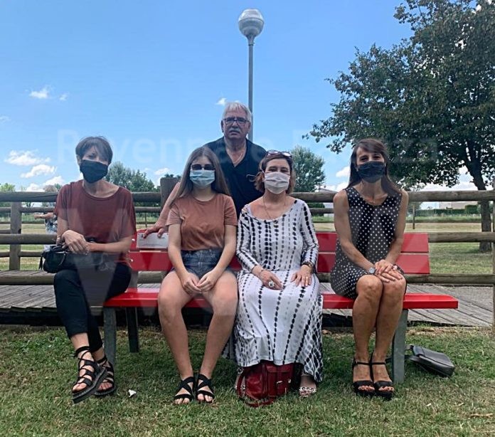 La nuova panchina rossa