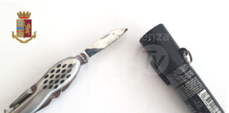 Due denunciati dopo un controllo della Polizia nelle aree verdi: uno degli uomini coinvolti possedeva un coltello e una bomboletta al peperoncino