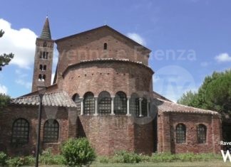 Piazza Mameli: la pavimentazione è da cambiare completamente. Lavori nel triennio 2021-2023