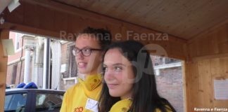 Due giovani volontarie dell’accoglienza turistica: “Meno turisti e ridotto il materiale di cartine per stranieri”