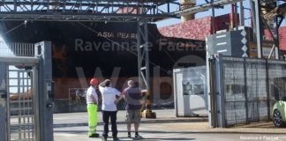 Grave infortunio sul lavoro, marittimo cade nella stiva della nave. Volo di otto metri