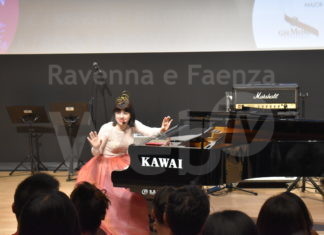 Giovedì 13 parte “Balconi & Cortili”: cantano le cantautrici dell’Onda Rosa Indipendente in Piazza Nenni