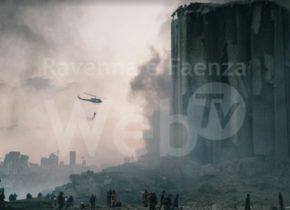 Il fotografo lughese Lorenzo Tugnoli immortala la tragedia di Beirut