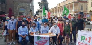 Massimo Isola presenta la lista dei candidati PD in Consiglio Comunale