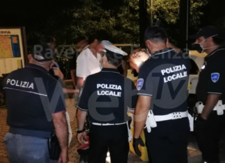 Controlli nel weekend: confiscate centinaia di bottiglie di alcolici e superalcolici