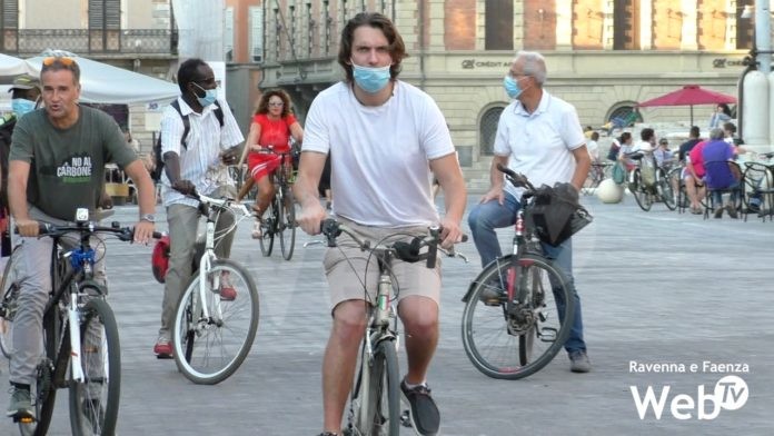 biciclettata protesta