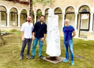 “L’Anima di Dante”, la scultura ospitata da circa un anno nel cortile della Biblioteca Oriani