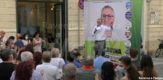 Elezioni, il centrodestra inaugura la sede elettorale. Cavina: “Un assessorato per i problemi delle frazioni”