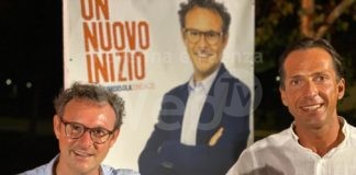 Italia viva si presenta al fianco di Massimo Isola Sindaco, con il simbolo Italia Viva con Massimo Isola Sindaco.
