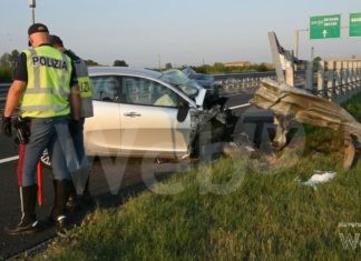 A14: Tragedia all’alba muore ragazza giovanissima contro guard-rail