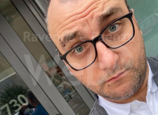 Insulti omofobi sulla porta dell’ufficio del presidente di Arcigay Ciro di Maio: “Bisogna avere il coraggio di denunciare queste gravi azioni”