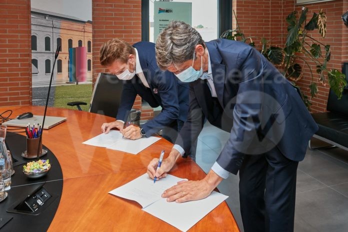 Firma accordo Fruttagel 2