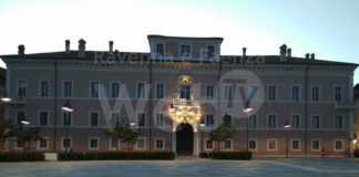 Palazzo Rasponi illuminato per la Giornata Mondiale per la sicurezza delle cure e della persona assistita