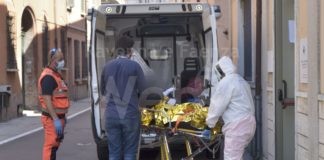 Santa Teresa: due anziani positivi al coronavirus ricoverati in ospedale. Verifiche per capire la dinamica del contagio