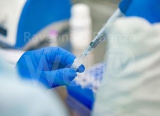 Coronavirus: 341 casi in più di ieri in Regione, nel ravennate 14 nuovi positivi
