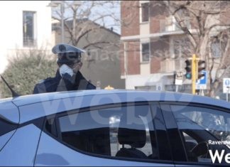 Nuovo Regolamento di Polizia urbana, discussione ancora aperta: il divieto di chiedere l’elemosina e l’utilizzo delle toilette dei bar i temi scottanti