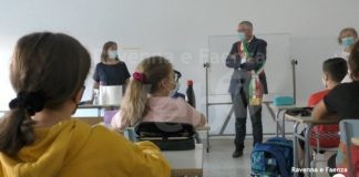 Scuole riaperte, l’appello del sindaco: “Ragazzi, rispettate le norme”. Per il pre e post-scuola stanziati il doppio dei fondi