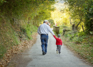 Domenica l’iniziativa “Camminata Alzheimer” per le vie di Lugo
