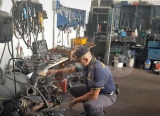 Scoperta un’autofficina abusiva vicino la stazione: presente una discarica di rifiuti speciali pericolosi