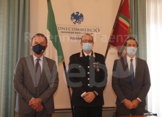 Il Comandante dei Carabinieri De Donno in visita a Confcommercio