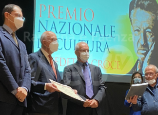 Antonio Patuelli, Presidente Abi, riceve il “Premio Accademia d’Abruzzo per la Divulgazione Scientifica 2020”