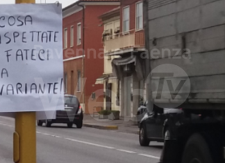 Protesta censurata a Mezzano prima del Giro d’Italia: “Vogliamo la variante per la Statale 16”