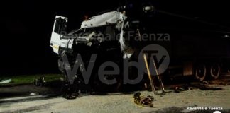 Doppio schianto sull’A14bis: tre feriti e autostrada chiusa per un’ora