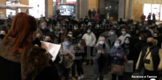 Palestre, ristoranti, associazioni sportive scendono in piazza: “Chiusure senza senso. Sarebbe stato meglio fare controlli”