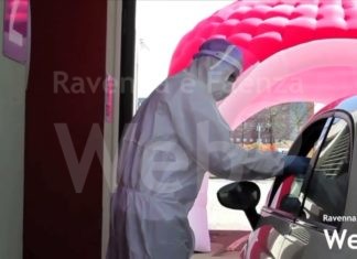 Scuola media Randi, 15 positivi tra gli studenti dopo i tamponi effettuati a scuola