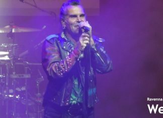 Piero Pelù riceve a Faenza il premio per i 40 anni di carriera