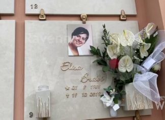 Celebrata la cerimonia in memoria di Elisa Bravi con l’installazione della panchina rossa