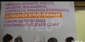 Donna picchiata e tenuta prigioniera dal compagno in via Staggi, l’allarme di Linea Rosa: “Atti di violenza in crescita, oltre 300 donne nel 2020 ci hanno chiesto aiuto”