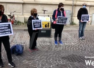 Donne in Nero e Casa delle Donne manifestano contro la guerra fra Armenia e Azerbaijan