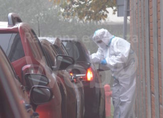 Giornata intensa al drive through di Faenza dopo gli ultimi casi di positività