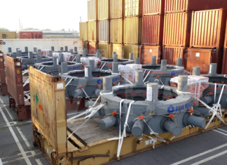 Porto, dal terminal container TCR vengono imbarcati per la Scozia componenti “off-shore” ravennati