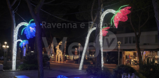Aspettando il Natale, Milano Marittima si accende con luci ed installazioni