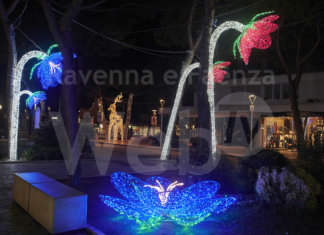 Aspettando il Natale, Milano Marittima si accende con luci ed installazioni