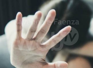 Polizia arresta marito violento per maltrattamenti contro familiari e conviventi