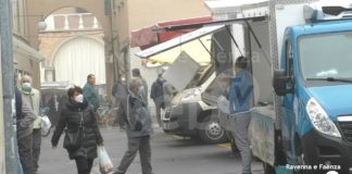 Arriva maggior rigidità sull’uso delle mascherine: multa anche per chi ha il naso scoperto