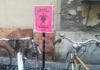 “Usa la bici”, manifesti per l’emergenza climatica: azione diffusa in città ad opera di Extinction Rebellion