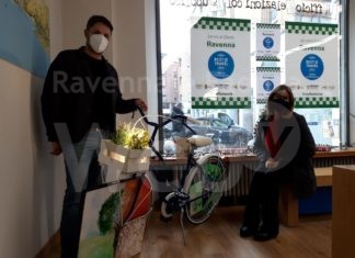 A-BIKE donata allo IAT di Ravenna per promuovere la mobilità sostenibile