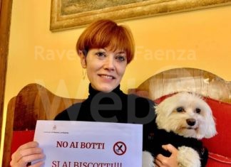 Massa Lombarda, l’assessore per Capodanno lancia lo slogan “No ai botti sì ai biscotti”