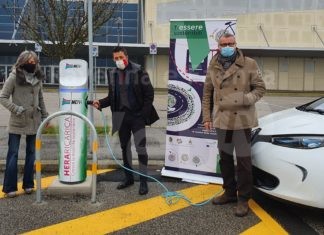 Mobilità sostenibile: installate 8 nuove colonnine per la ricarica delle auto elettriche in città