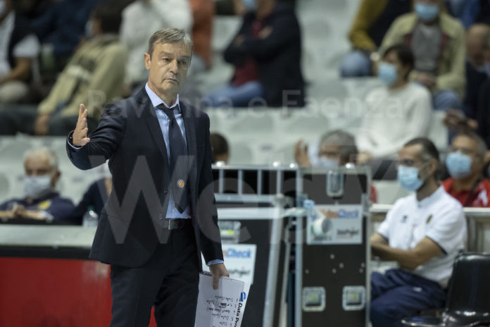 VOLLEY PALLAVOLO. Consar Ravenna - Gas Sales Bluenergy Piacenza 1-3.