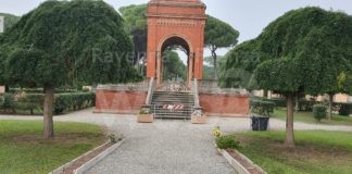 Ossa ritrovate nel cestino al cimitero: sono di una persona deceduta da molto tempo