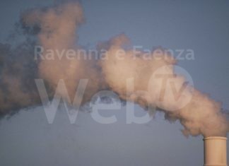 Qualità dell’aria, superati i limiti massimi di polveri sottili: da domani scattano ulteriori limitazioni