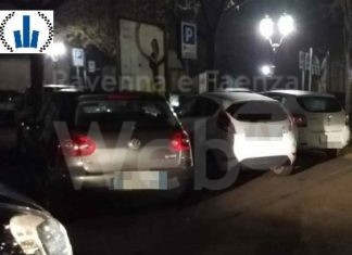 Ubriaco, 21enne sbatte contro un’auto e occupa il passo carraio della polizia locale: patente saltata